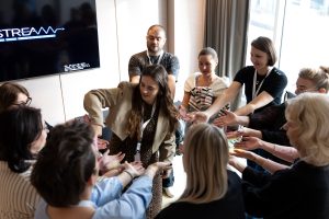 Grupa liderów i liderek