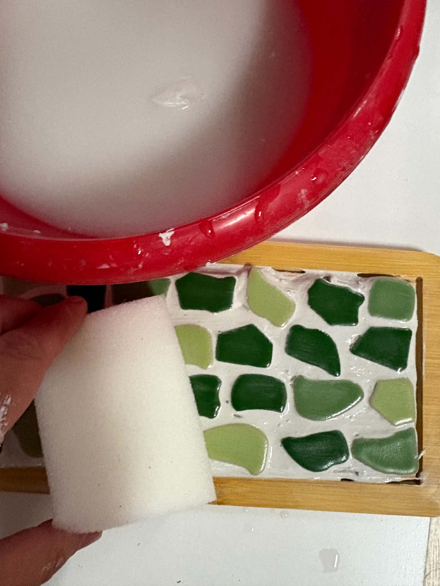Gotowa deska z ceramiką.