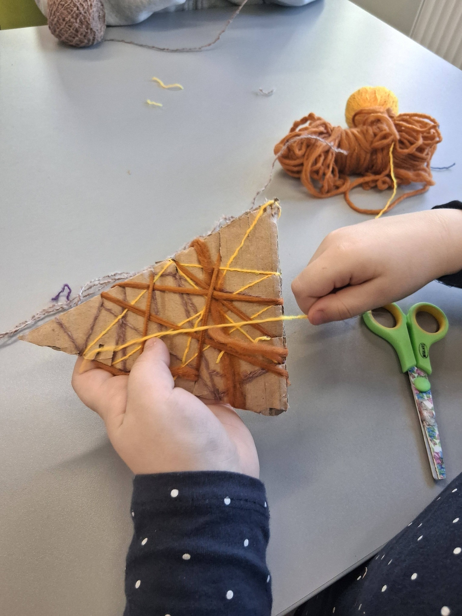 zajęcia literacko-manualne