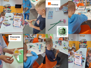 dzieci układają lego z zestawów
