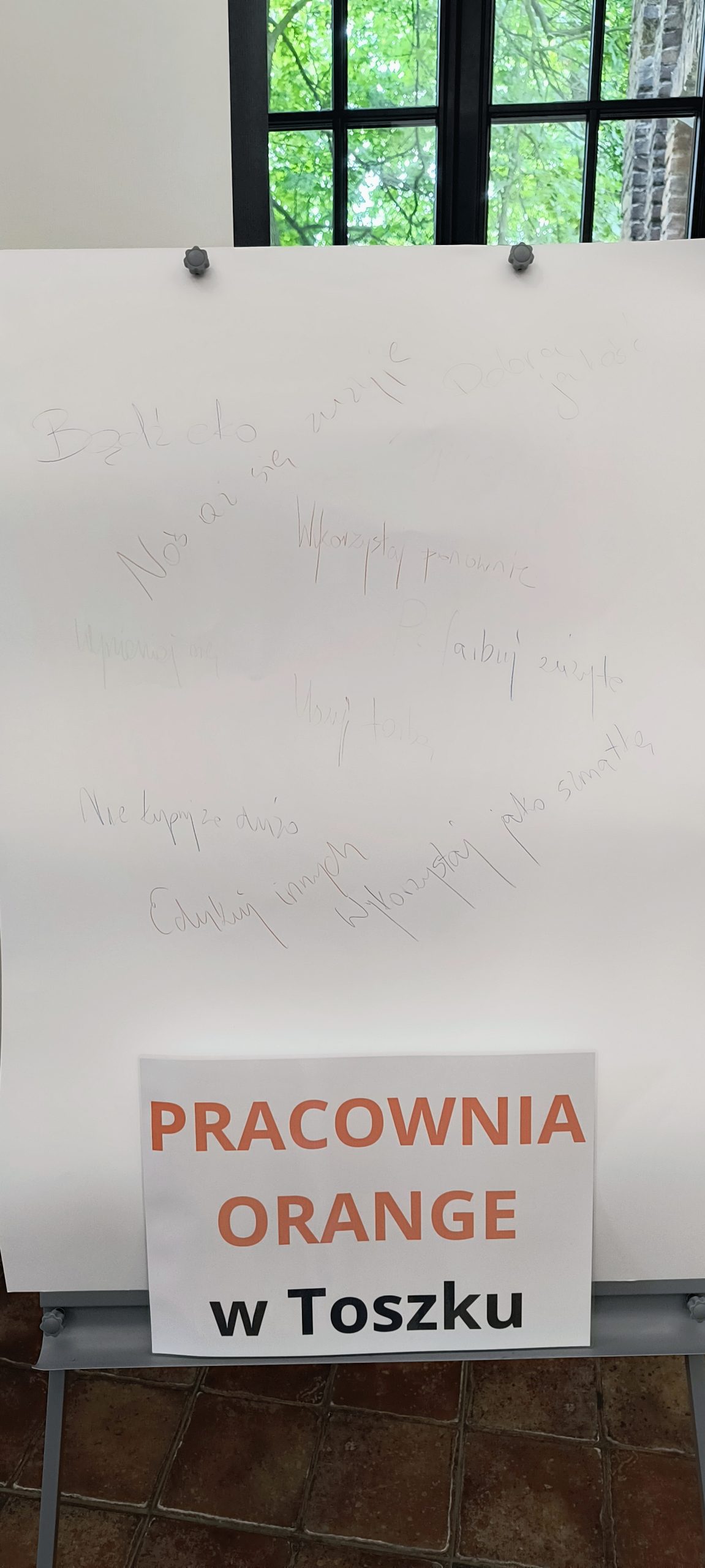 Tabliczka - Pracownia Orange w Toszku