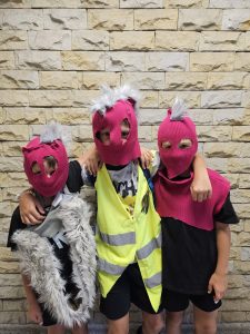 Sesja zdjęciowa rewii szmacianej mody