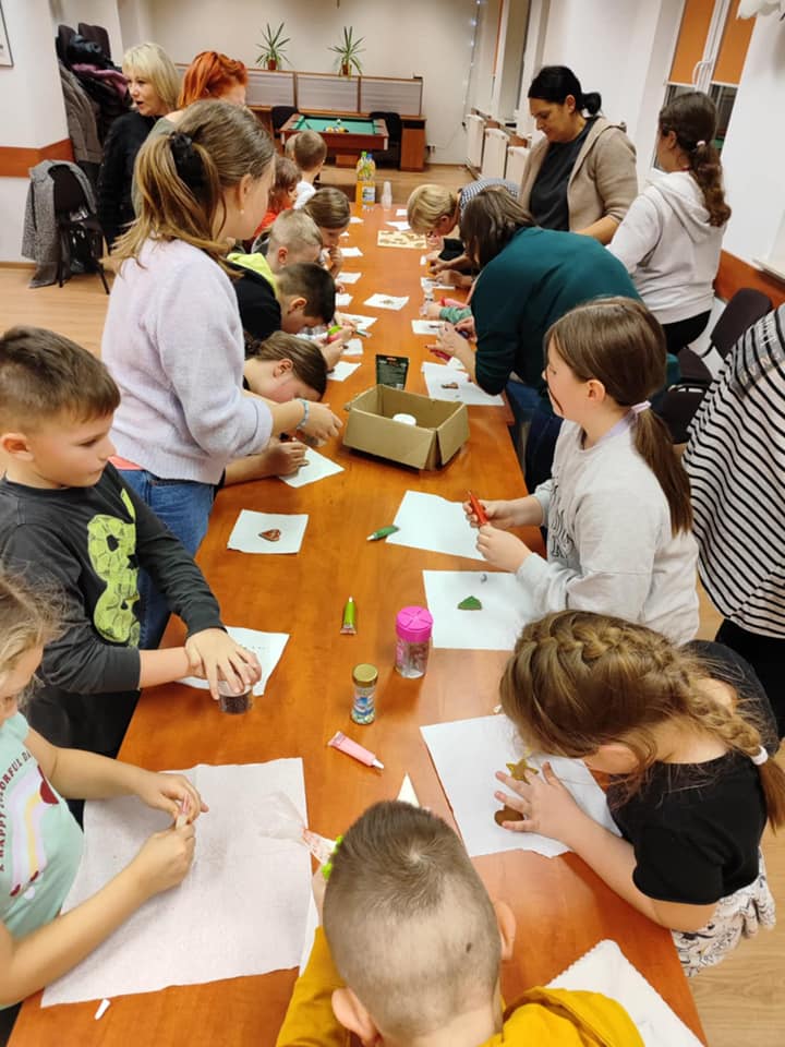 międzypokoleniowe warsztaty pierniczkowe