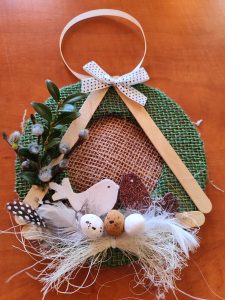 gniazdko jako ozdoba wielkanocna