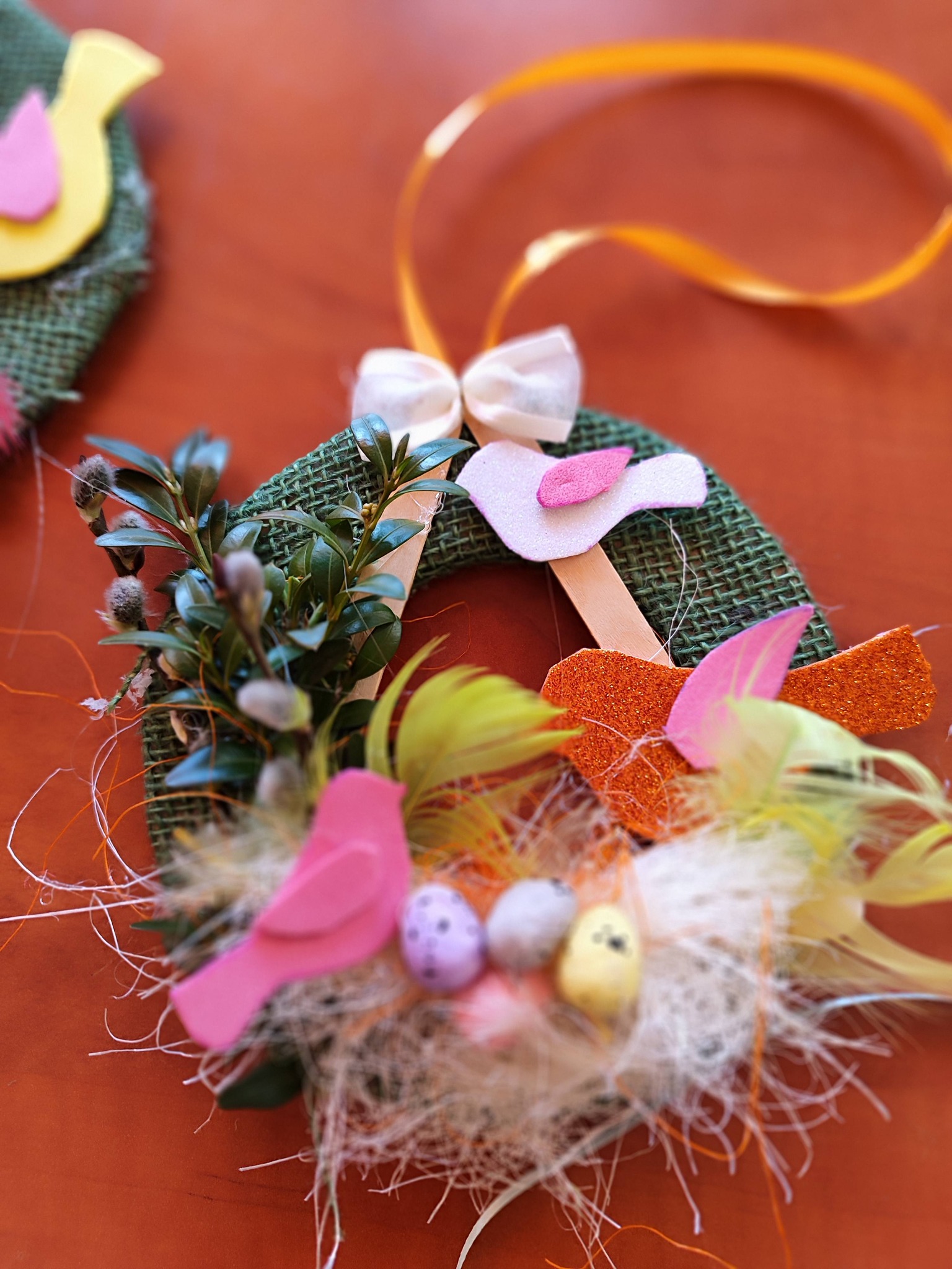 dekoracja wielkanocna , gniazdko z juty