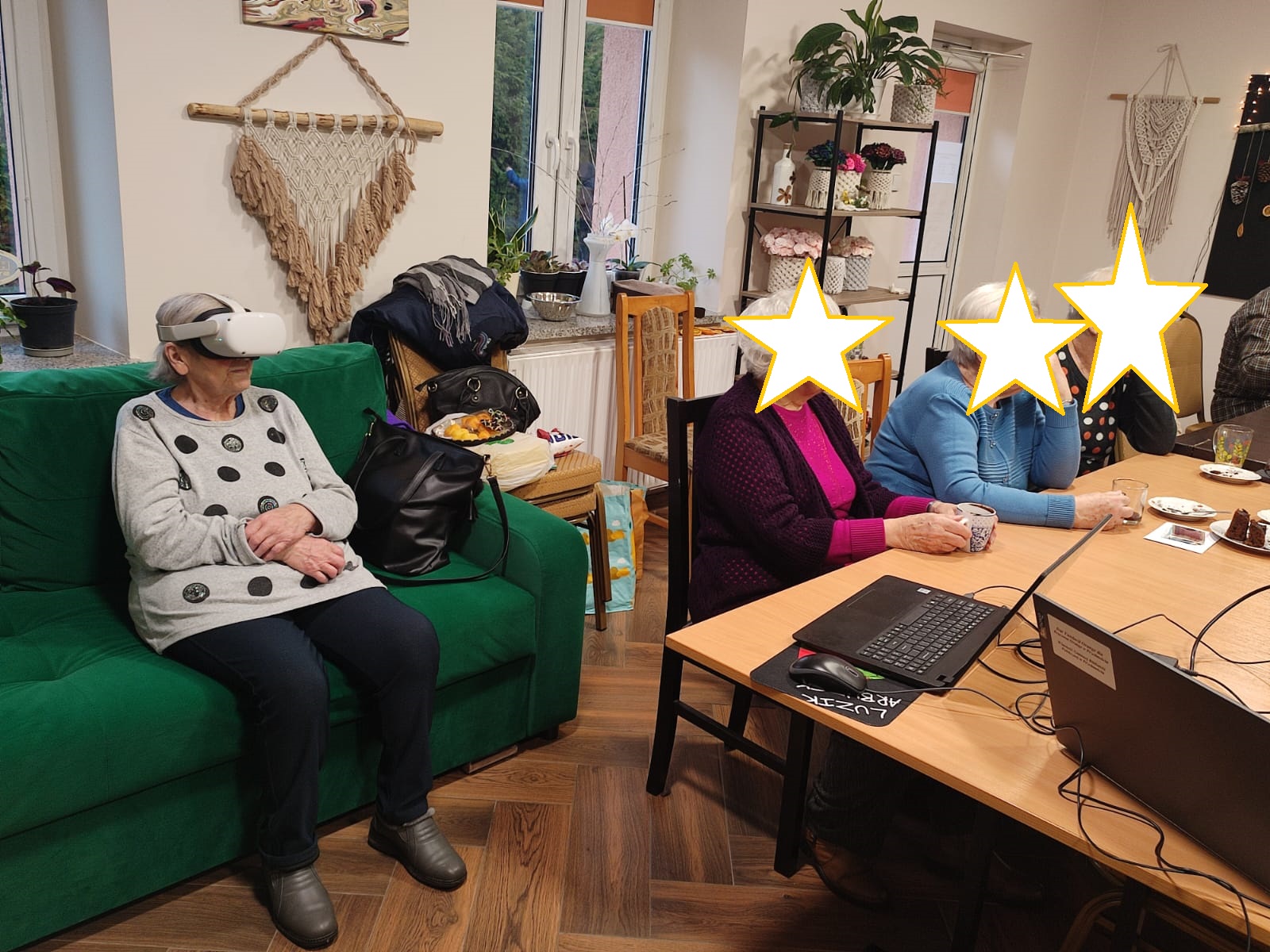 Kobieta w goglach VR.
