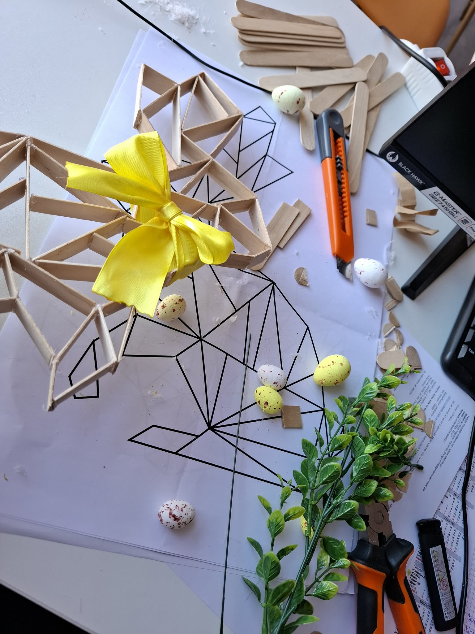 Przygotowanie zajączka wielkanocnego.